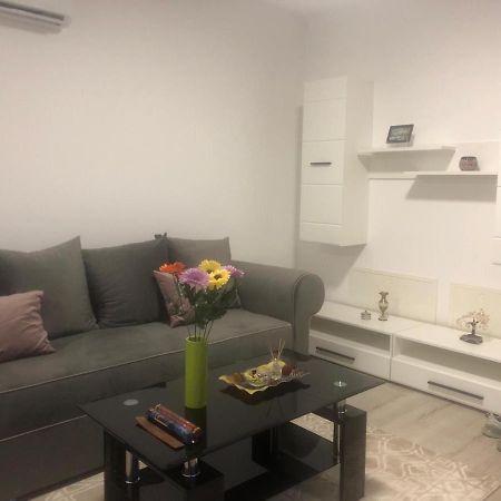 Apartament Cu 2 Camere 오라데아 외부 사진