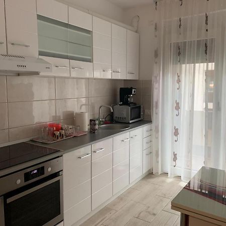 Apartament Cu 2 Camere 오라데아 외부 사진