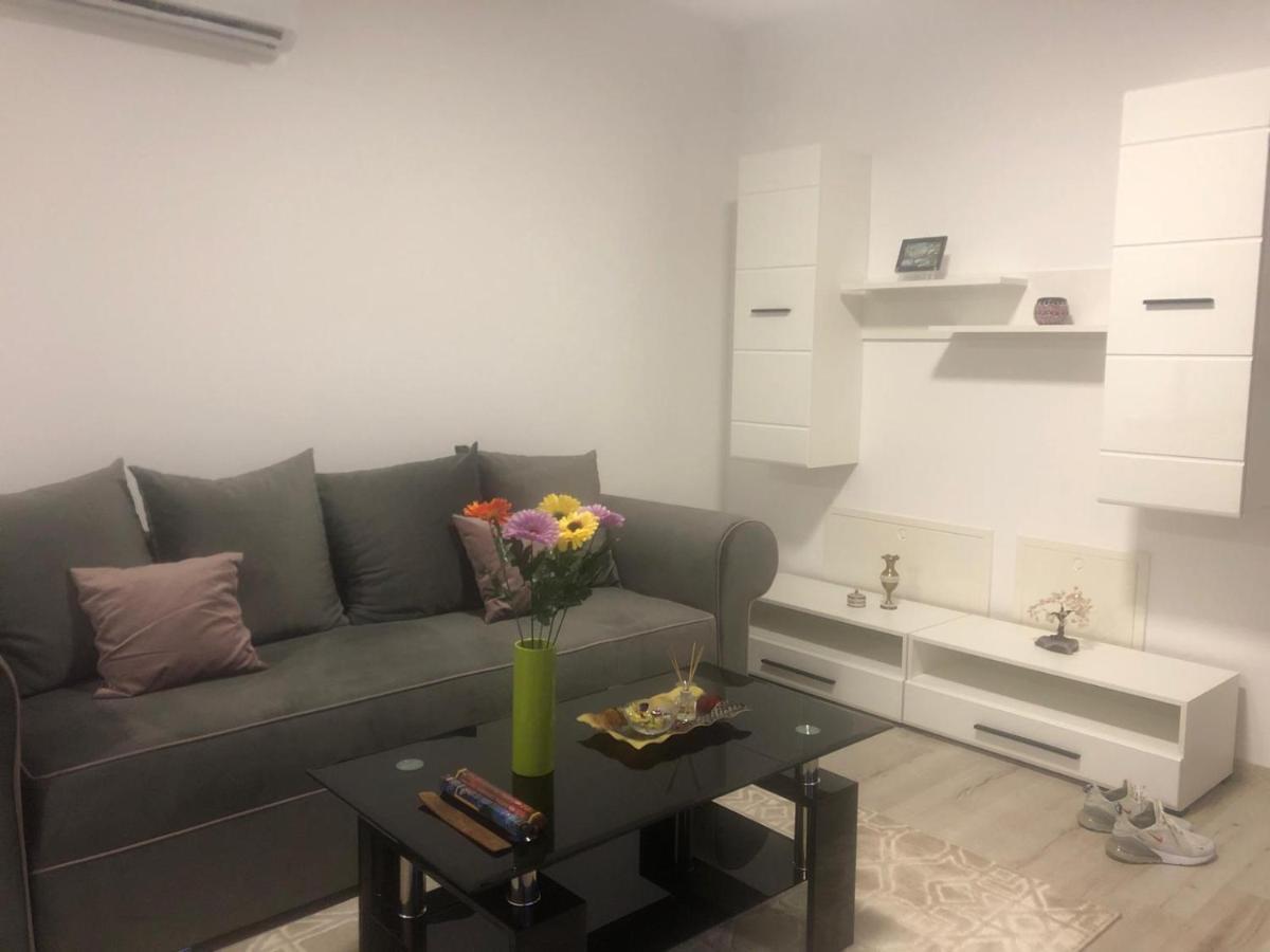 Apartament Cu 2 Camere 오라데아 외부 사진