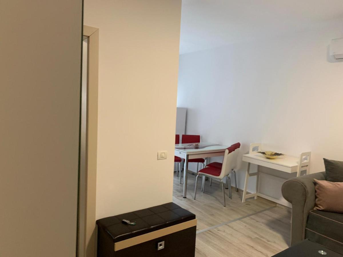 Apartament Cu 2 Camere 오라데아 외부 사진